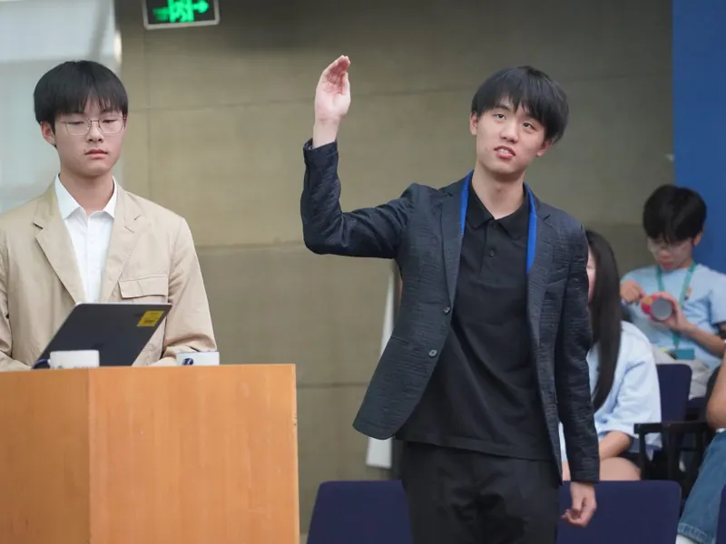 A student presents the product his team launched