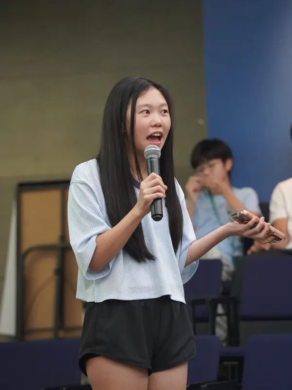 Presenting her team’s product